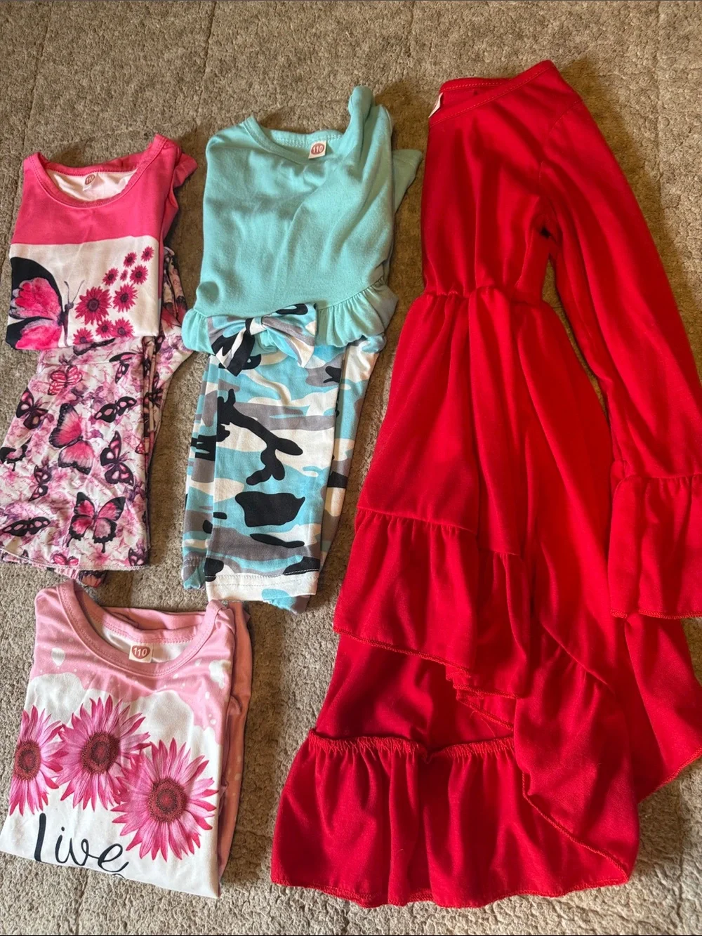 Girls 4T/5T. 2 outfits, 1 dress, 1 long sleeve